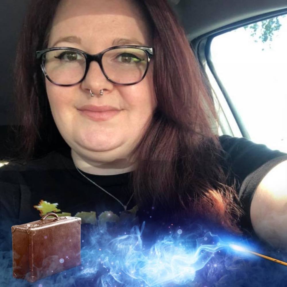 Meet your Posher, Leonora